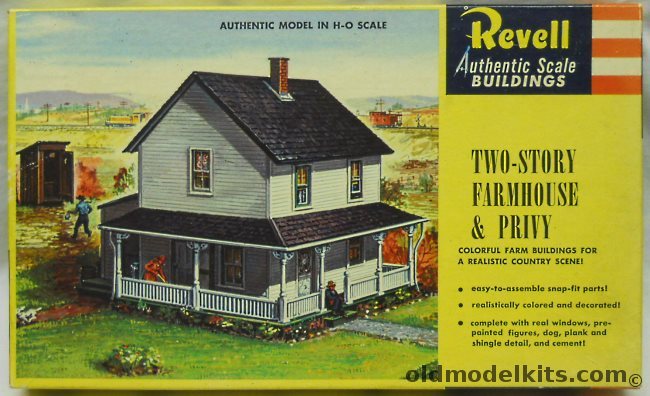 Revell 1/87 Two-Story Farmhouse And Privy - HO Scale, T9009-129 plastic model kit